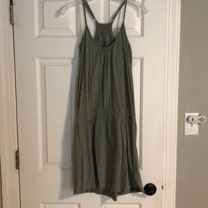 Carve Designs light olive green drop waisted summer dress. Womens medium.
